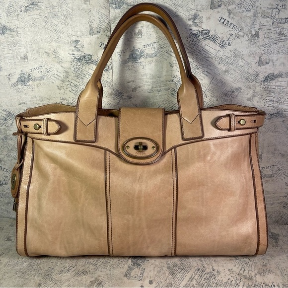 Fossil Reissue Bag Vintage Leather Weekender Satchel Key Charm - Picture 1 of 15
